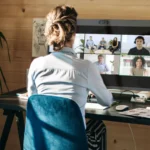 how to manage remote teams